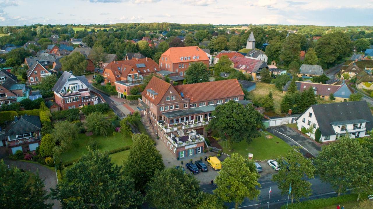 Hotel Zur Treene Schwabstedt Exteriör bild